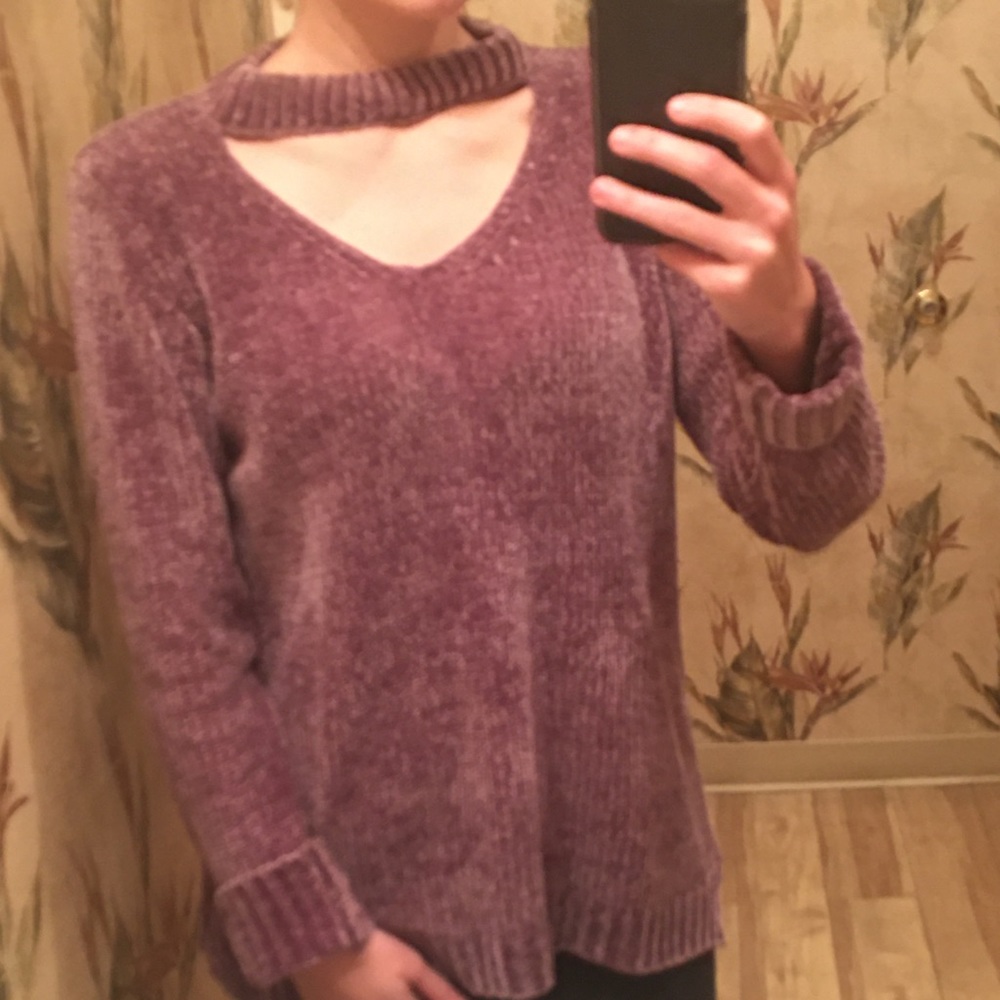 Sweater, boutique taupe color . Worn twice